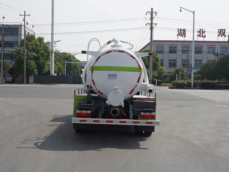 XZL5080GXWBEV型純電動吸污車